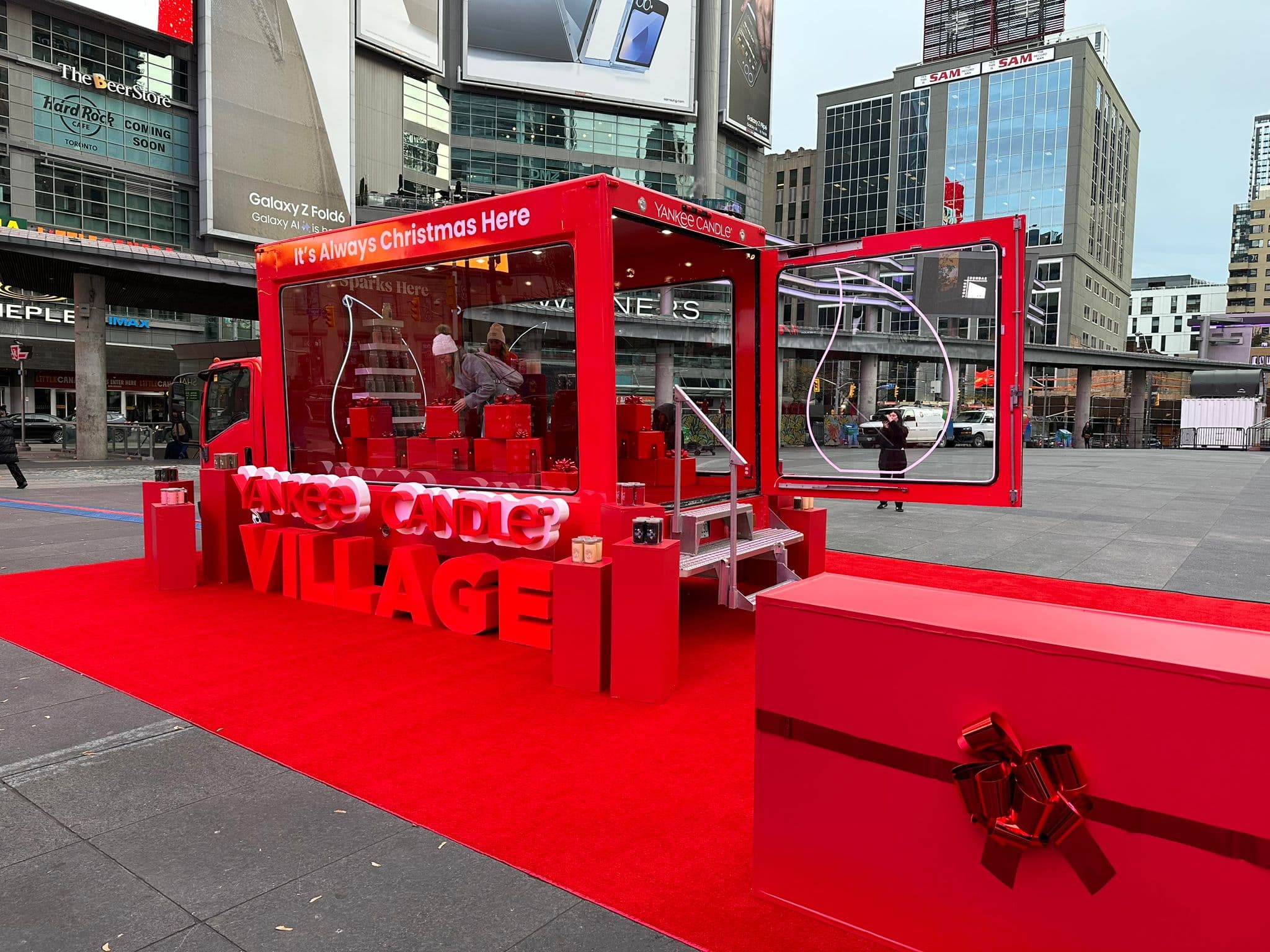 Glass Display Truck